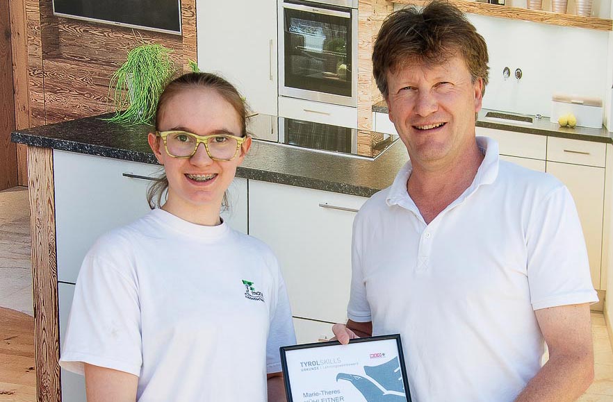 Goldenes Leistungsabzeichen im Lehrberuf Tischler